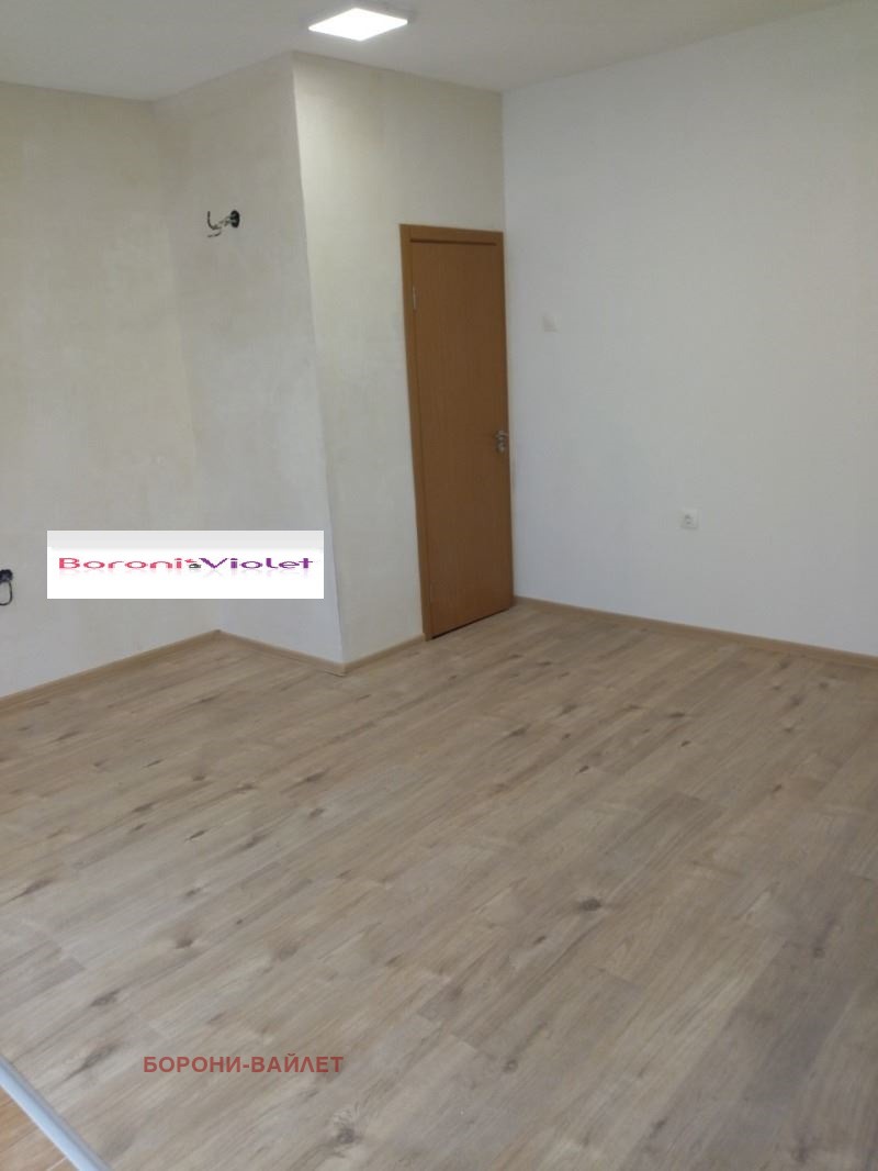 Da affittare  Negozio Plovdiv , Tsentar , 25 mq | 88617900