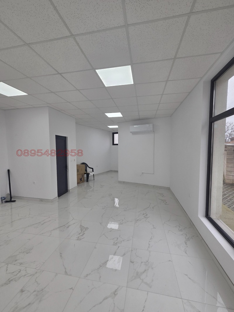 Дава под наем МАГАЗИН, гр. Разград, Освобождение, снимка 2 - Магазини - 53487079