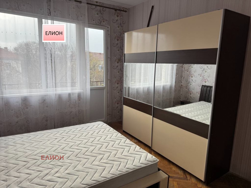 En renta  1 dormitorio Pernik , Iztok , 60 metros cuadrados | 43923331 - imagen [3]