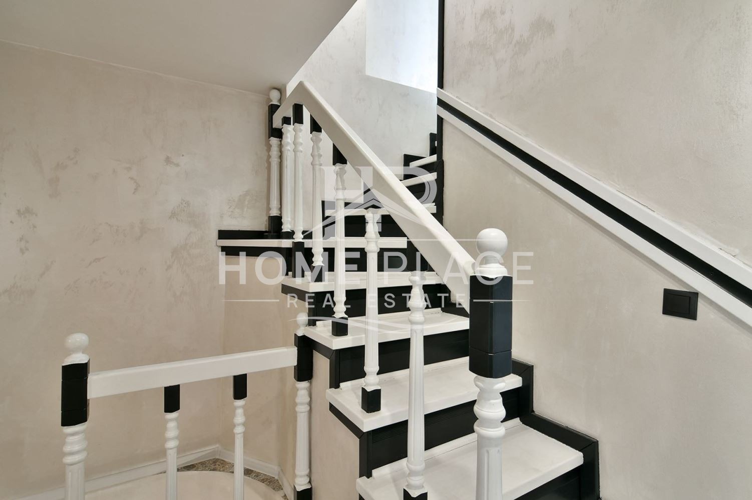 Дава под наем МНОГОСТАЕН, гр. Варна, Център, снимка 12 - Апартаменти - 54224603