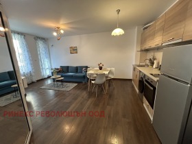 1 quarto Lazur, Burgas 6