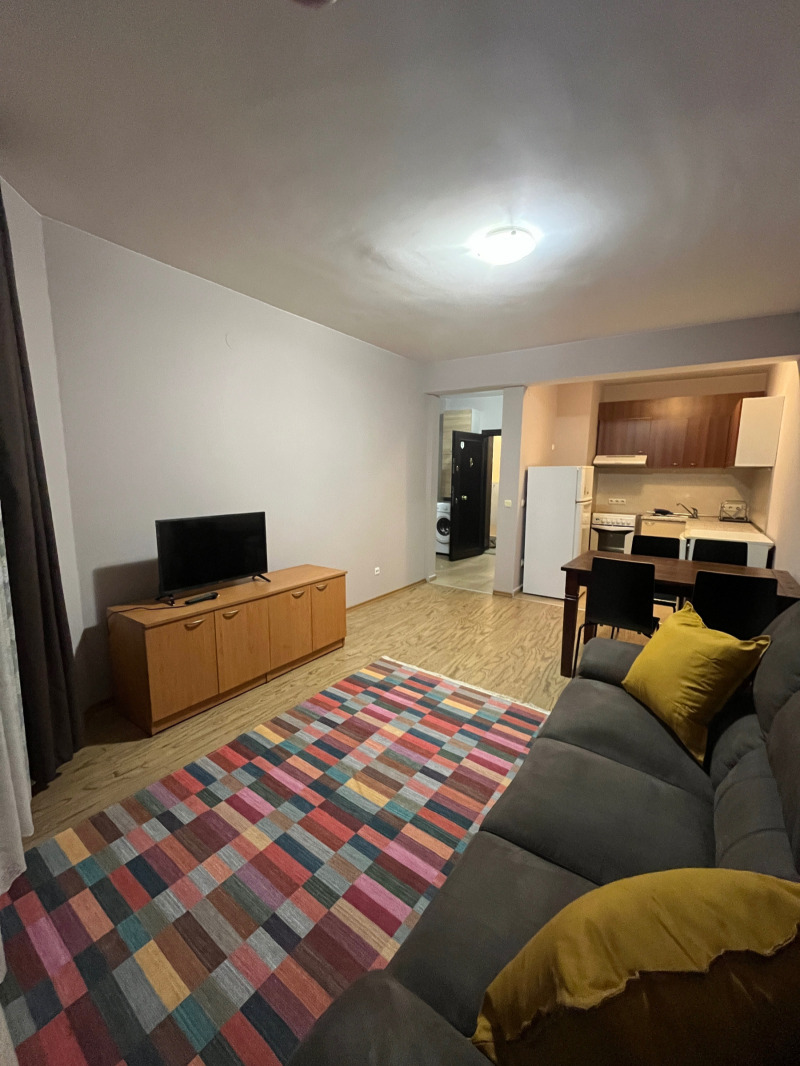 För uthyrning  1 sovrum Sofia , Banisjora , 76 kvm | 49950579 - bild [3]