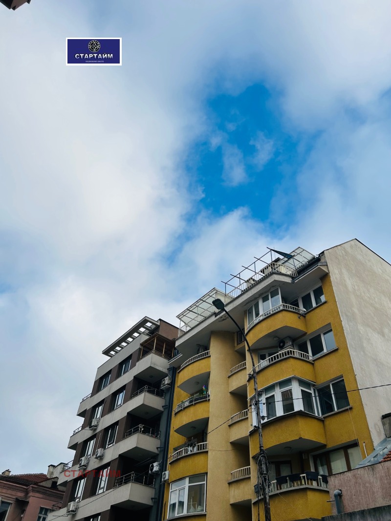 Дава под наем АТЕЛИЕ, ТАВАН, гр. София, Център, снимка 2 - Апартаменти - 52806410