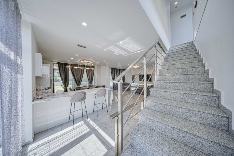 De inchiriat  Casa Sofia , Dragalevți , 350 mp | 25334211 - imagine [16]