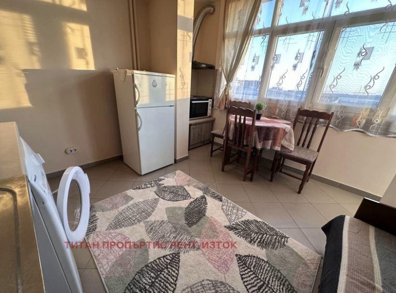 Para alugar  1 quarto Burgas , Slaveikov , 45 m² | 60778012 - imagem [2]