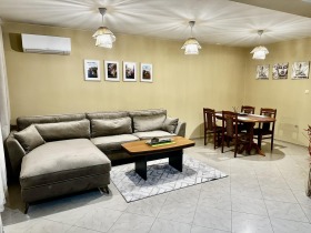 1 dormitor Hristo Smirnensci, Plovdiv