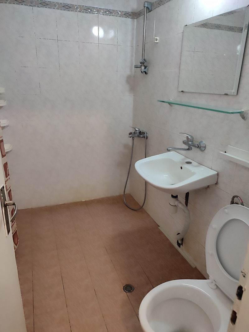 Til leie  2 soverom Sofia , Mladost 3 , 110 kvm | 58440235 - bilde [9]