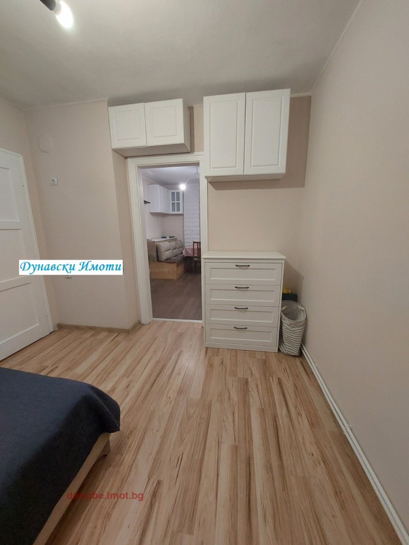Издаје се  2 спаваће собе Русе , Центар , 70 м2 | 95144099 - слика [3]