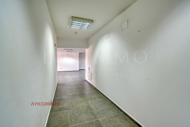 Te huur  Kantoor Sofia , Gotse Deltsjev , 260 m² | 32139087 - afbeelding [7]