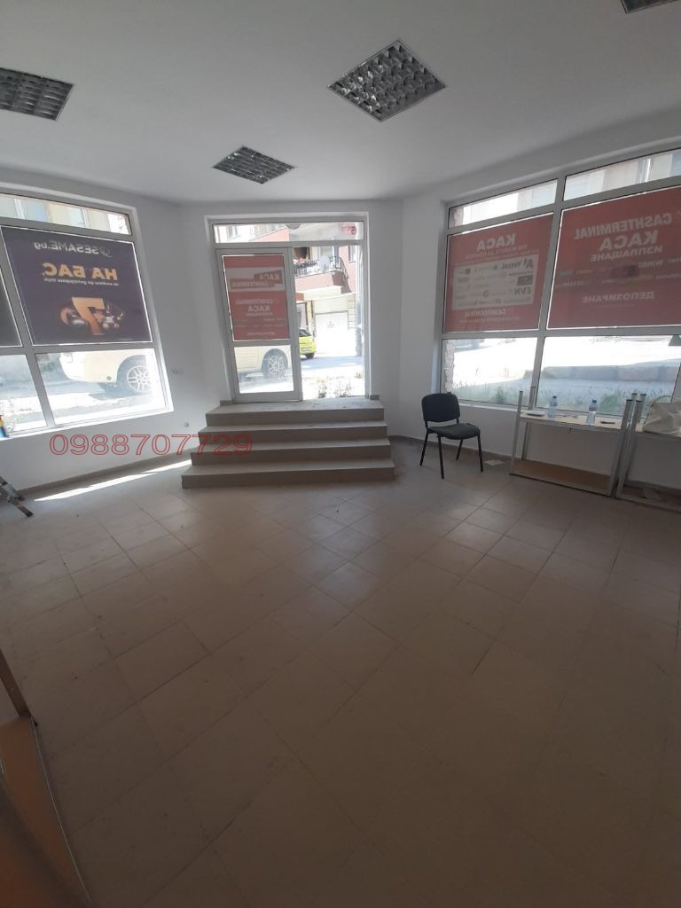 Дава под наем МАГАЗИН, гр. Варна, Цветен квартал, снимка 10 - Магазини - 52805597