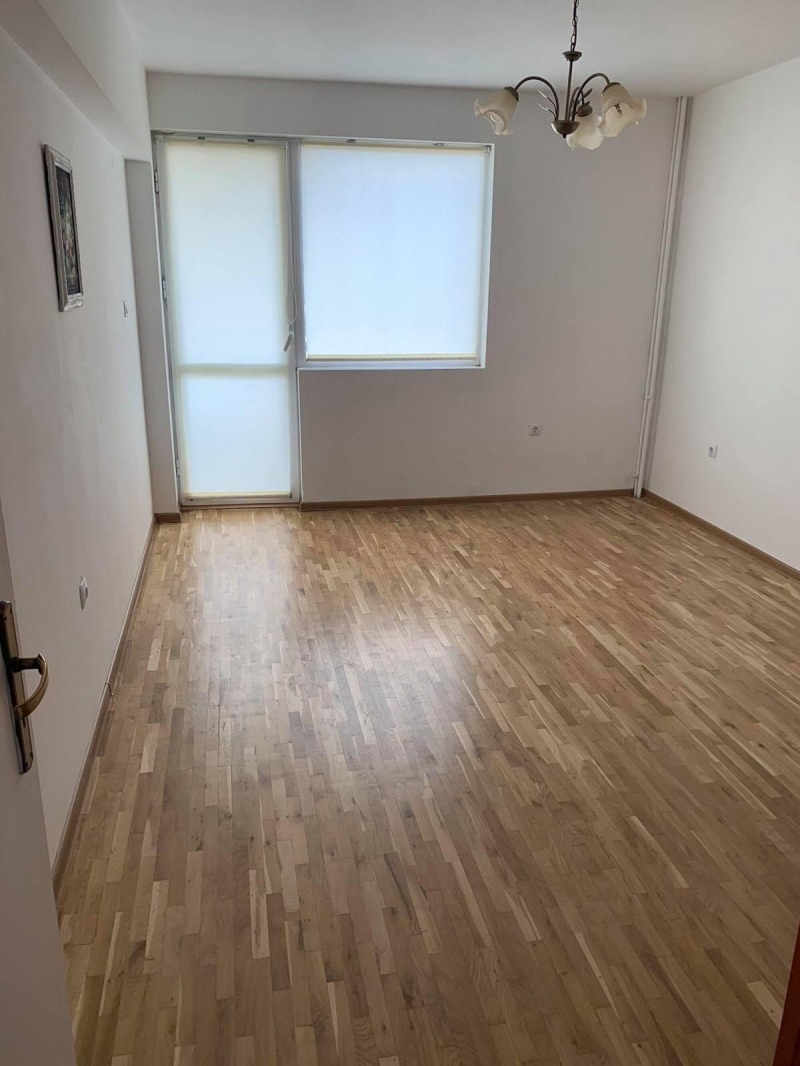 För uthyrning  2 sovrum Sofia , Manastirski livadi , 130 kvm | 83505523 - bild [5]