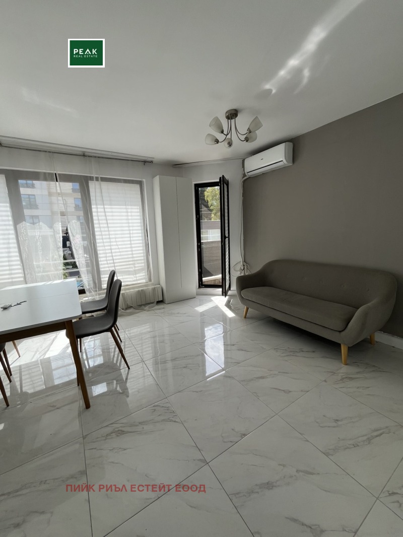 A louer  3 chambres Sofia , Boyana , 100 m² | 47262443