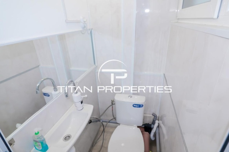 Do wynajęcia  Biuro Warna , Cweten kwartal , 30 mkw | 11913333 - obraz [7]