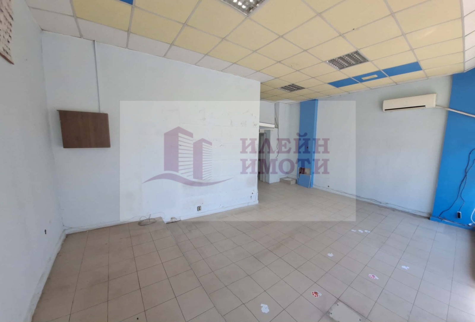 Дава под наем МАГАЗИН, гр. Русе, Широк център