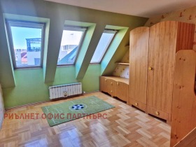 ���� ��� ���� 3-����� | Imot.bg � ����� ������ 12