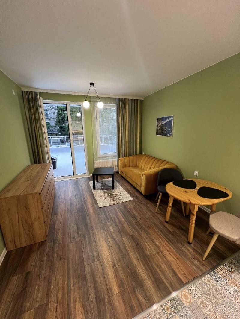Издаје се  1 спаваћа соба Софија , Слатина , 60 м2 | 99339380 - слика [2]