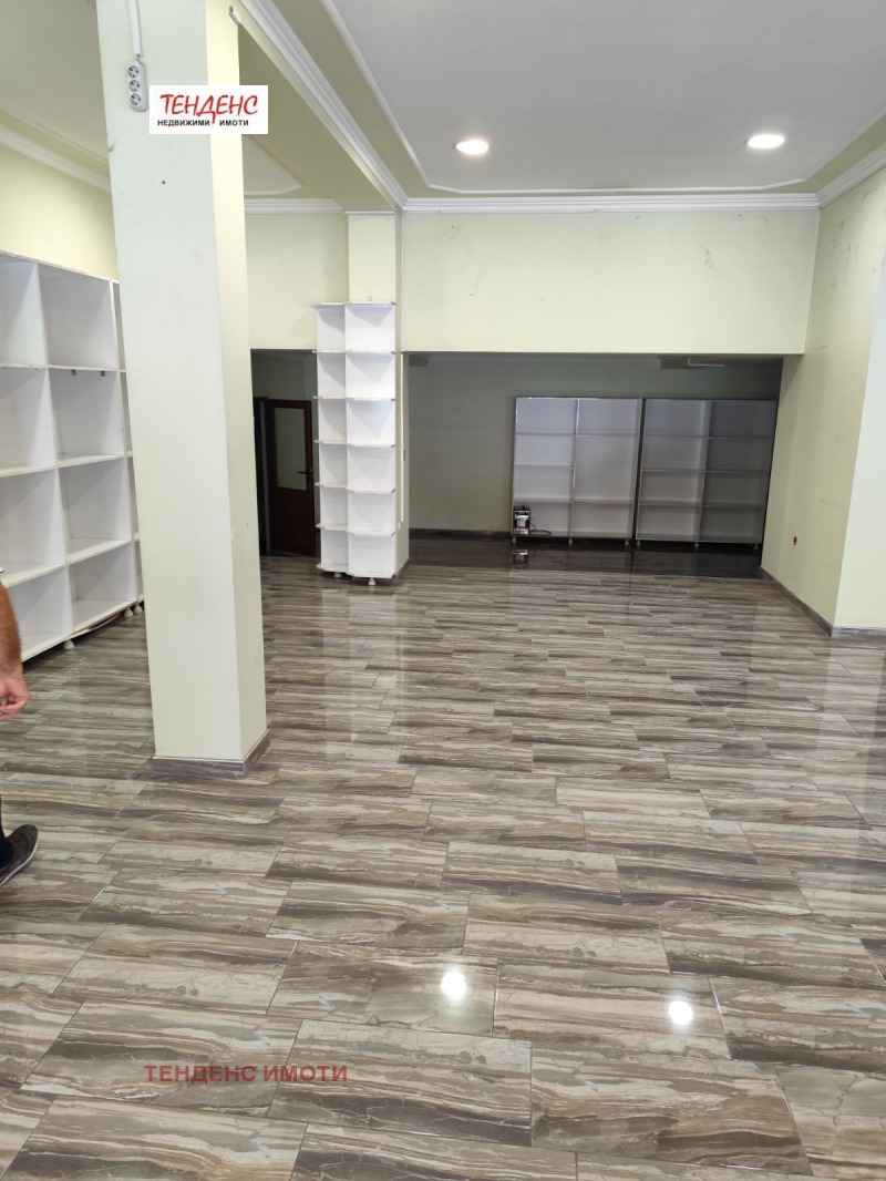 Til leje  Butik Kardzhali , Vazrozhdentsi , 185 kvm | 60519756 - billede [8]