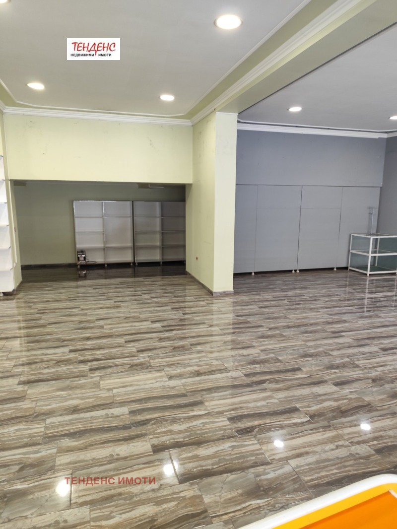 Til leje  Butik Kardzhali , Vazrozhdentsi , 185 kvm | 60519756 - billede [5]