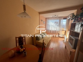 1 υπνοδωμάτιο ΤΣενταρ, Βυργασ