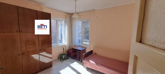 Дава под наем СТАЯ, гр. София, Банишора, снимка 2 - Стаи под наем - 53969976