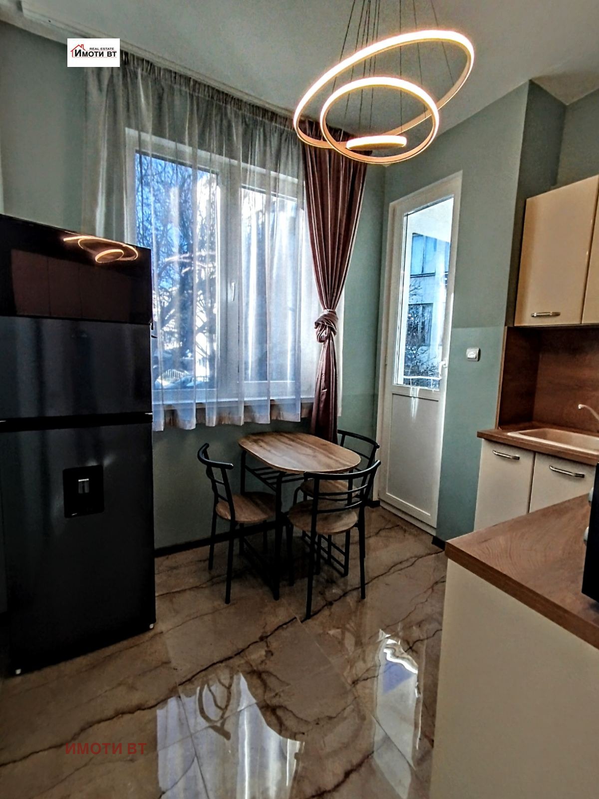 Дава под наем 3-СТАЕН, гр. Велико Търново, Център, снимка 2 - Апартаменти - 48875117