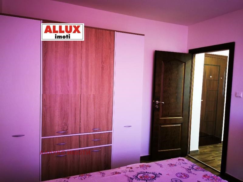 Издаје се  1 спаваћа соба Русе , Централен јужен рајон , 52 м2 | 53649167 - слика [8]