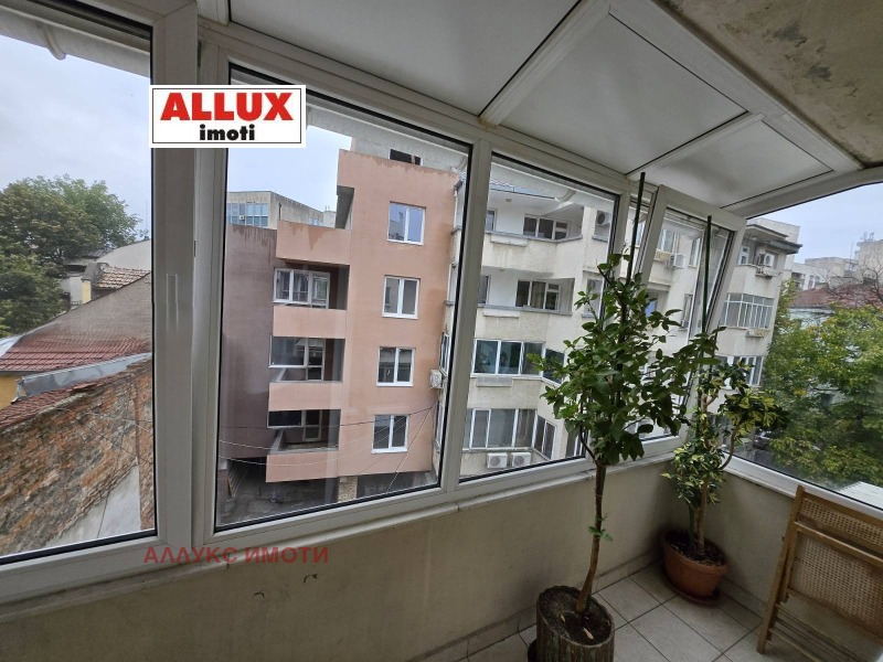 Vuokrattavana  2 makuuhuonetta Ruse , Tsentar , 100 neliömetriä | 46255003 - kuva [11]