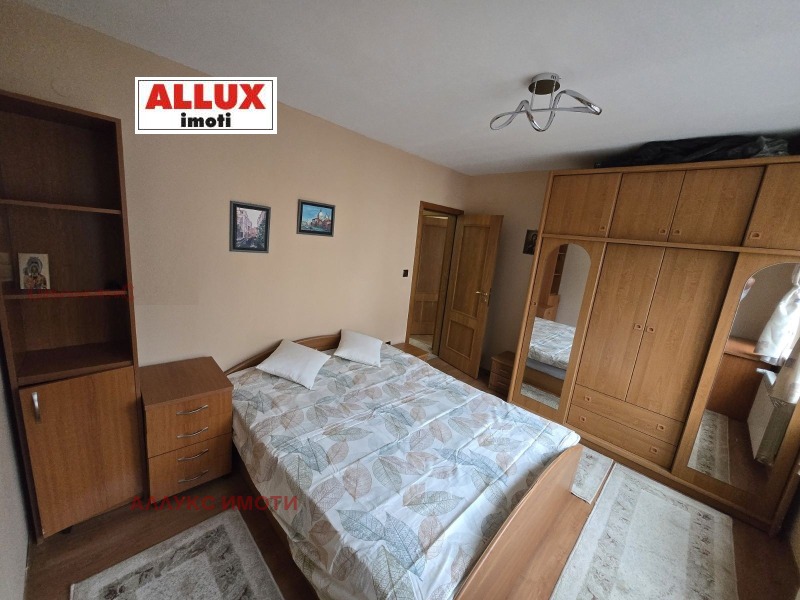 Vuokrattavana  2 makuuhuonetta Ruse , Tsentar , 100 neliömetriä | 46255003 - kuva [8]
