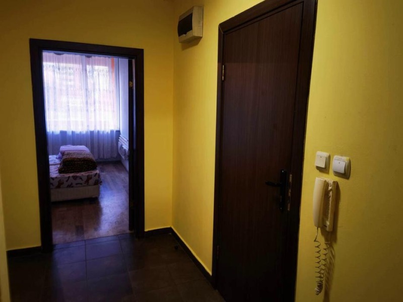 Zu vermieten  3+ Schlafzimmer Sofia , Tschepinzi , 120 qm | 60034754 - Bild [8]