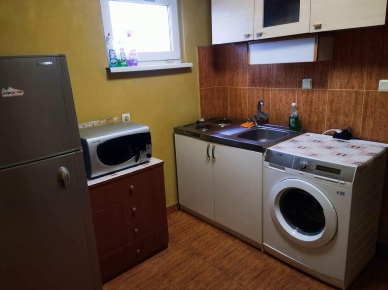 Zu vermieten  3+ Schlafzimmer Sofia , Tschepinzi , 120 qm | 60034754 - Bild [4]