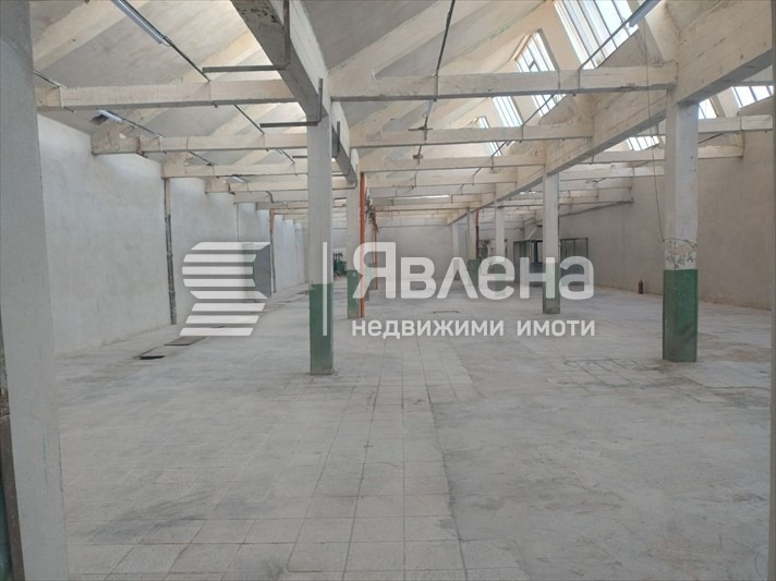Дава под наем ПРОМ. ПОМЕЩЕНИЕ, гр. София, с. Световрачене, снимка 4 - Производствени сгради - 55140153