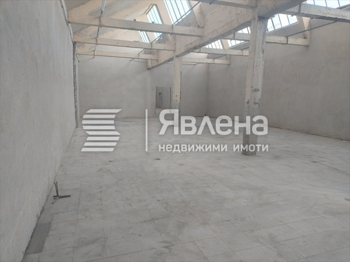 Дава под наем ПРОМ. ПОМЕЩЕНИЕ, гр. София, с. Световрачене, снимка 3 - Производствени сгради - 55140153