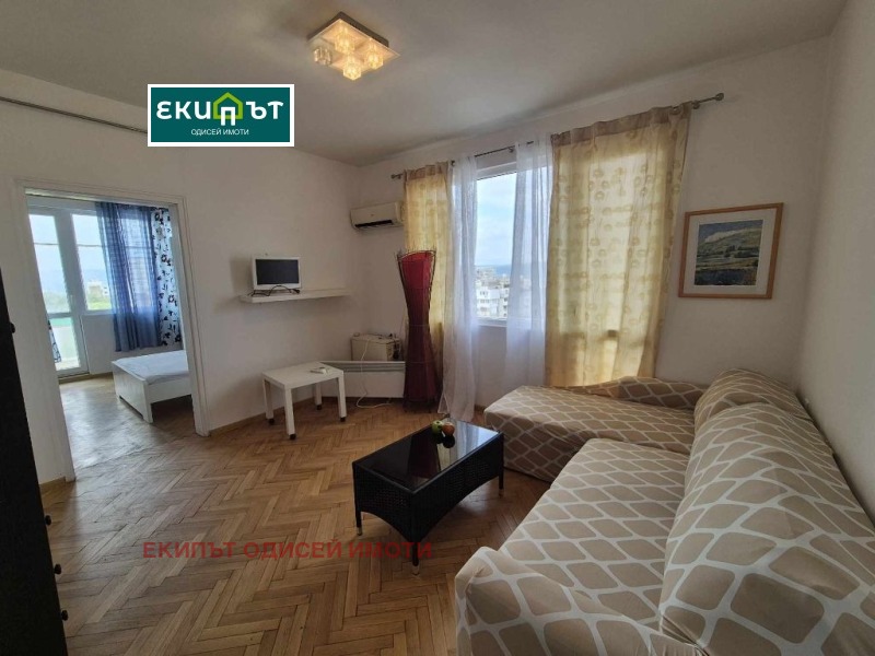 Дава под наем  3-стаен град Варна , Център , 63 кв.м | 87308228
