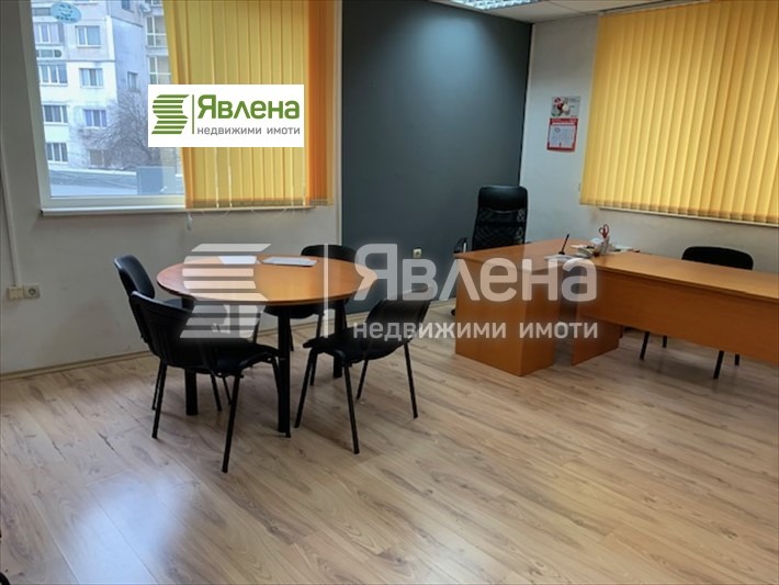 Te huur  Kantoor Sofia , Druzjba 2 , 200 m² | 46058853