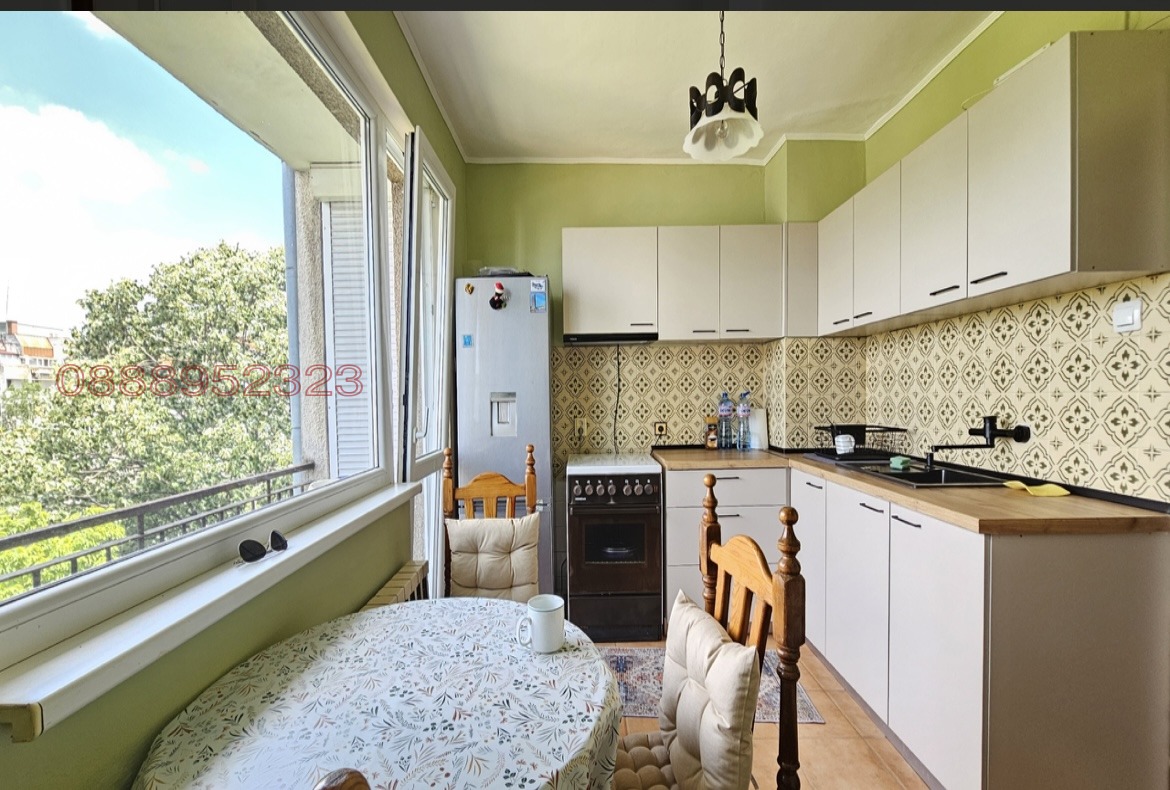 Дава под наем 3-СТАЕН, гр. София, Гео Милев, снимка 4 - Апартаменти - 53904107