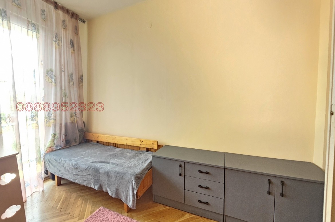 Дава под наем 3-СТАЕН, гр. София, Гео Милев, снимка 10 - Апартаменти - 53904107