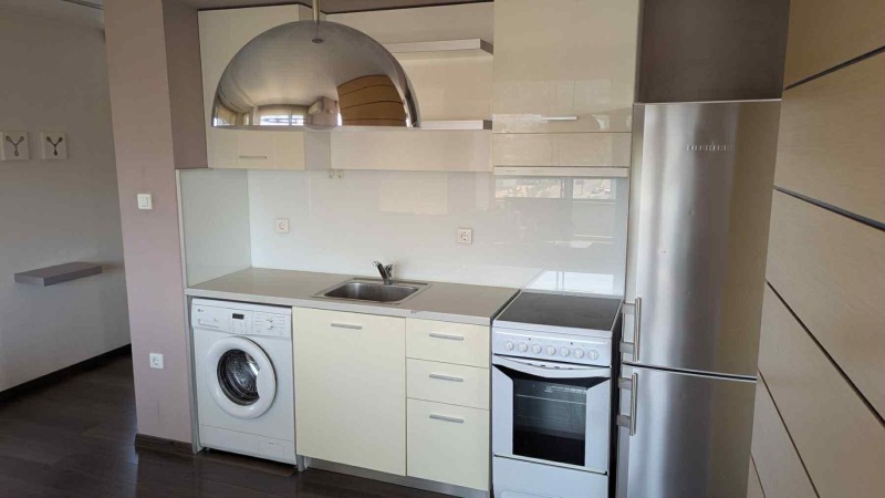 De inchiriat  Studio Plovdiv , Iujen , 55 mp | 61774789 - imagine [2]