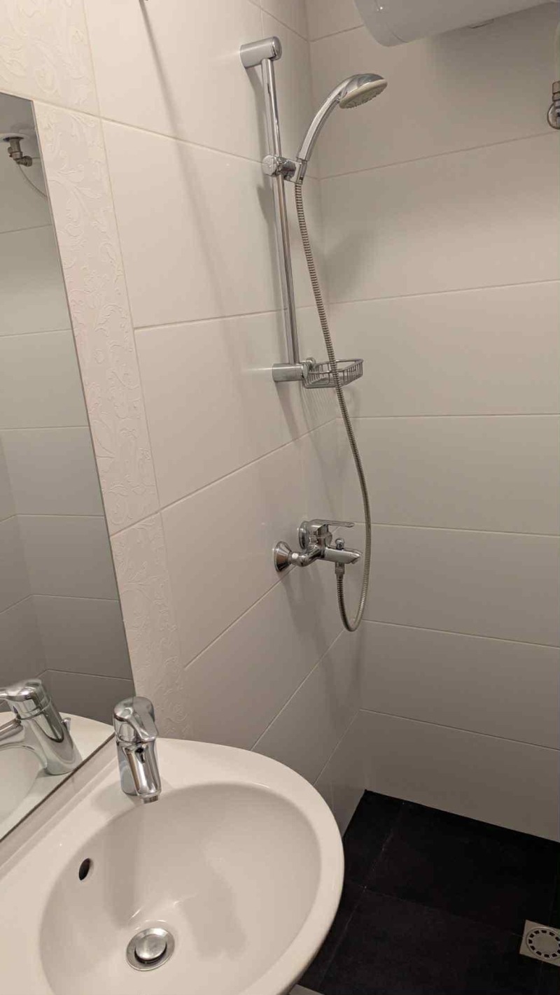 De inchiriat  Studio Plovdiv , Iujen , 55 mp | 61774789 - imagine [6]