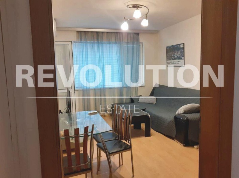 Издаје се  1 спаваћа соба Варна , Центар , 72 м2 | 96890880 - слика [2]