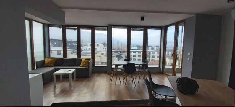 Дава под наем 3-СТАЕН, гр. София, Кръстова вада