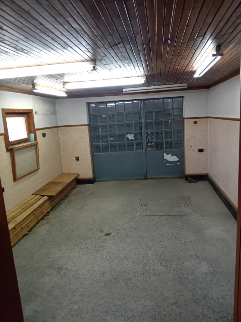 Издаје се  Схоп Софија , Банкја , 50 м2 | 28064509 - слика [3]
