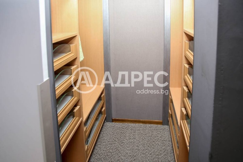 Te huur  1 slaapkamer Sofia , Tsentar , 85 m² | 63318370 - afbeelding [16]