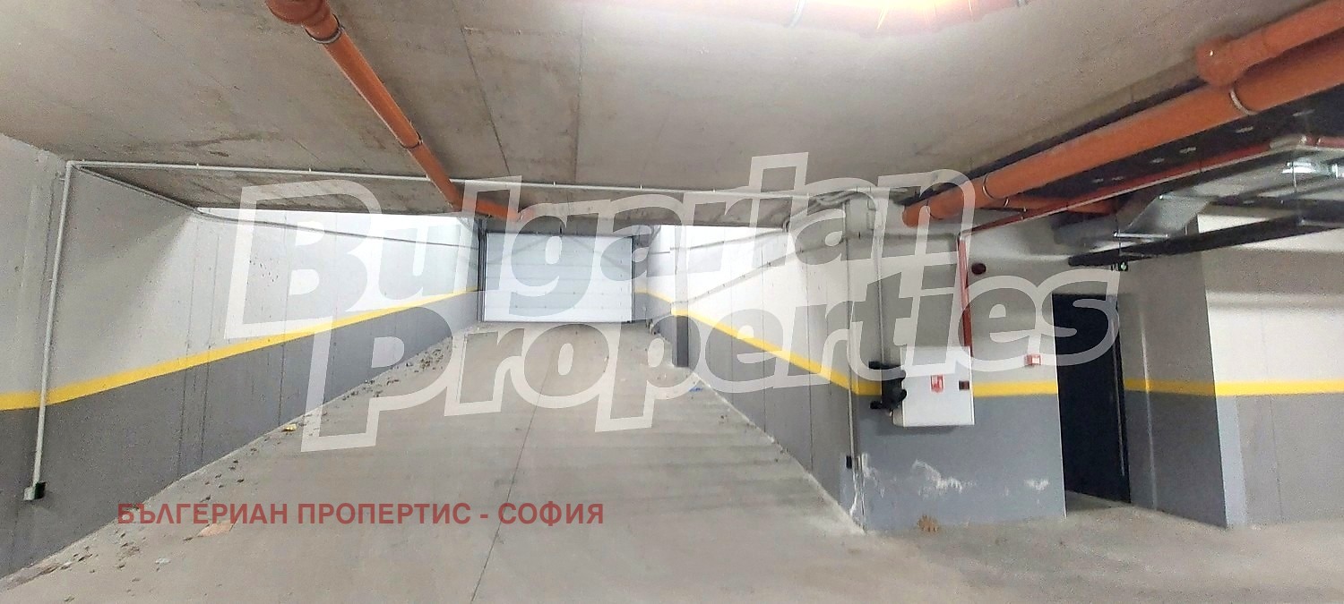 Дава под наем ГАРАЖ, ПАРКОМЯСТО, гр. София, Банишора, снимка 14 - Гаражи и паркоместа - 53763140