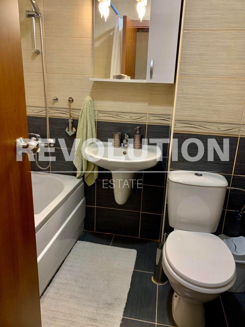 En renta  1 dormitorio Varna , k.k. Sv.Sv. Konstantin i Elena , 61 metros cuadrados | 98915970 - imagen [4]