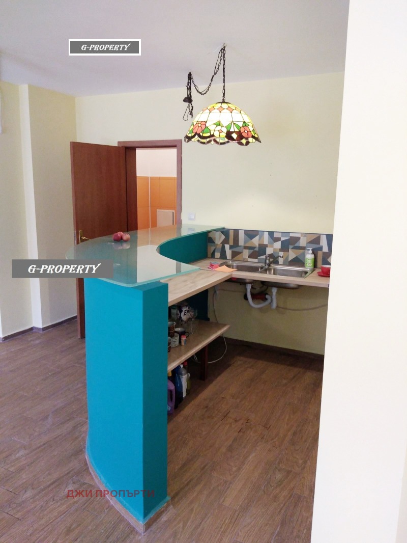 Da affittare  Ufficio Sofia , Mladost 1 , 85 mq | 44264148