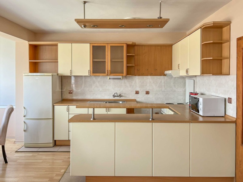 En renta  2 dormitorios Sofia , Tsentar , 89 metros cuadrados | 30166330 - imagen [2]