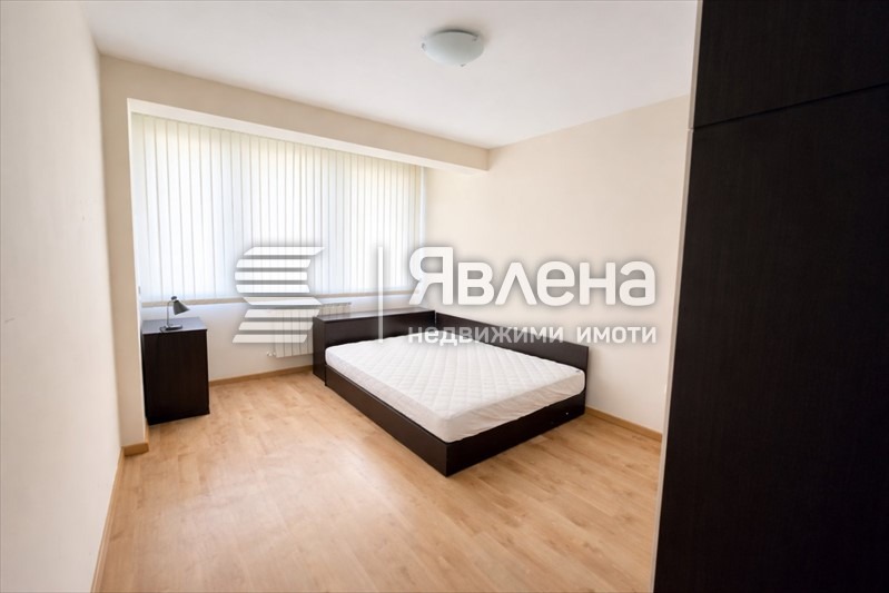 Дава под наем 4-СТАЕН, гр. София, Лагера, снимка 8 - Апартаменти - 55289074