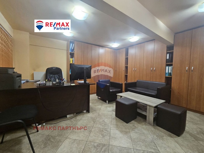 Te huur  Kantoor Varna , ChEI , 28 m² | 81099137 - afbeelding [3]