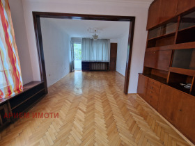 1 slaapkamer Javorov, Sofia 1