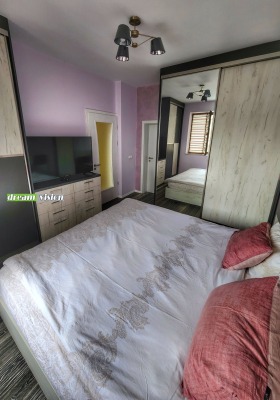 2 Schlafzimmer Zentar, Sofia 6